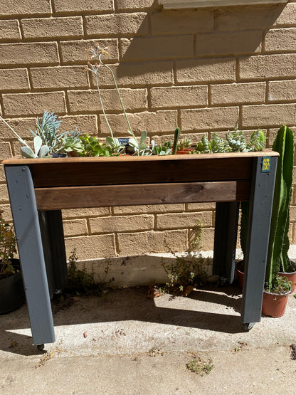 Jardinera "Huerto Vivo" en altura
